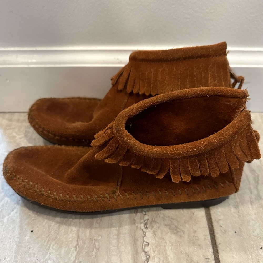 Moccasins Youth 3